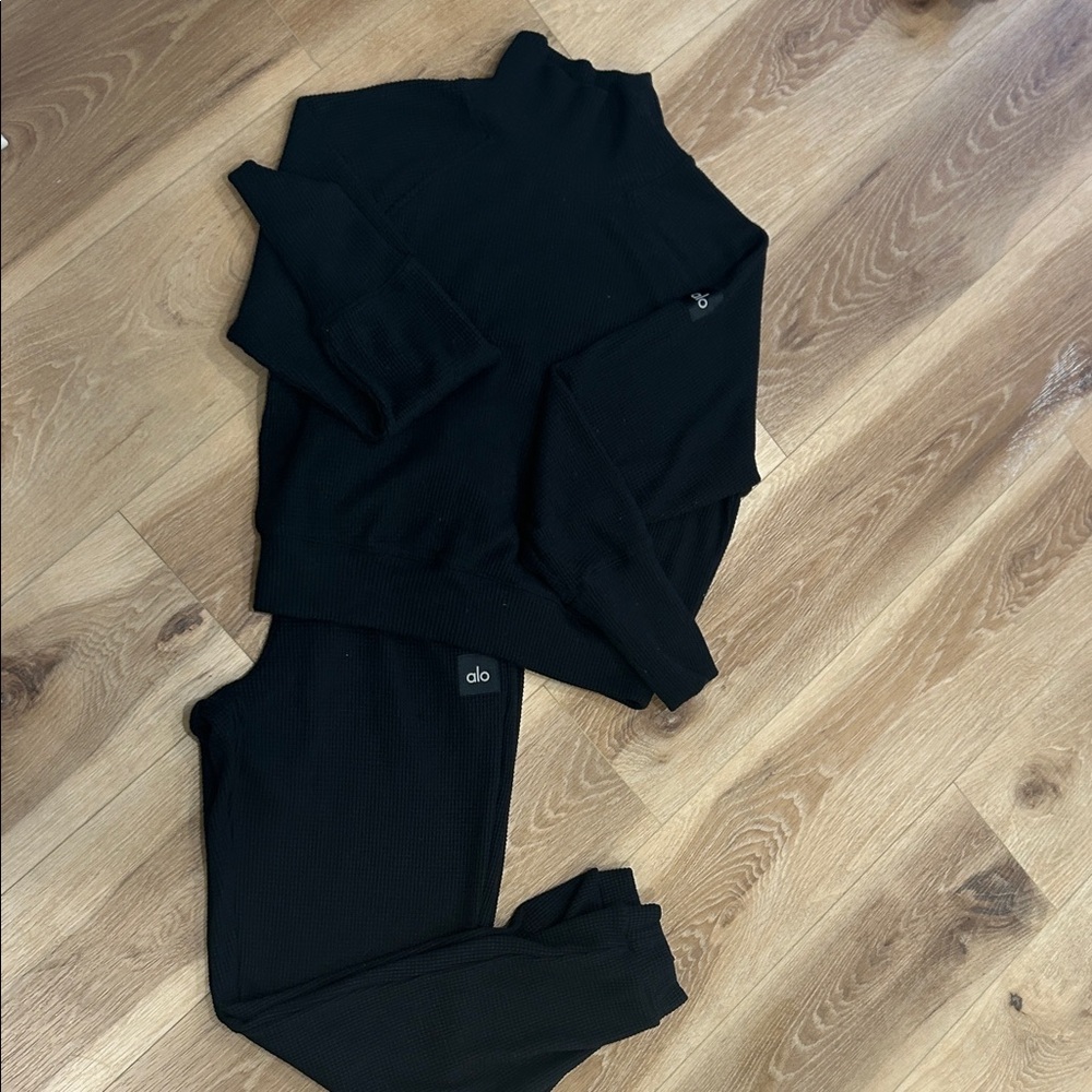 ALO Yoga Ribbed Black Knitwear